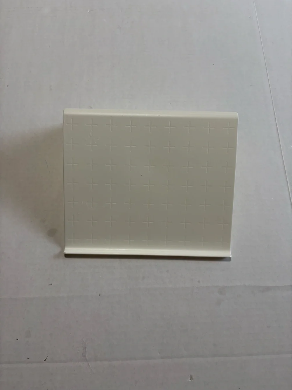 IKEA White ISBERGET Plastic Tray Panel